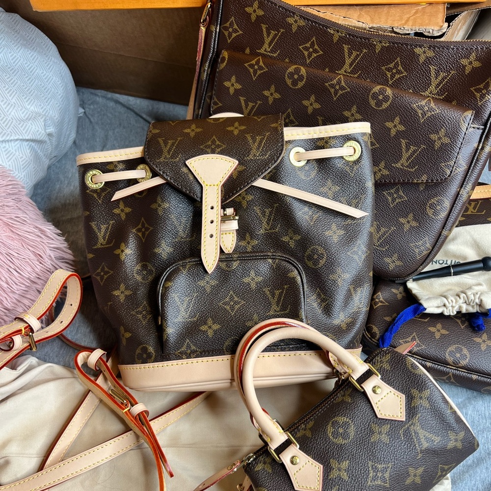 Louis Vuitton Montsouris Pm